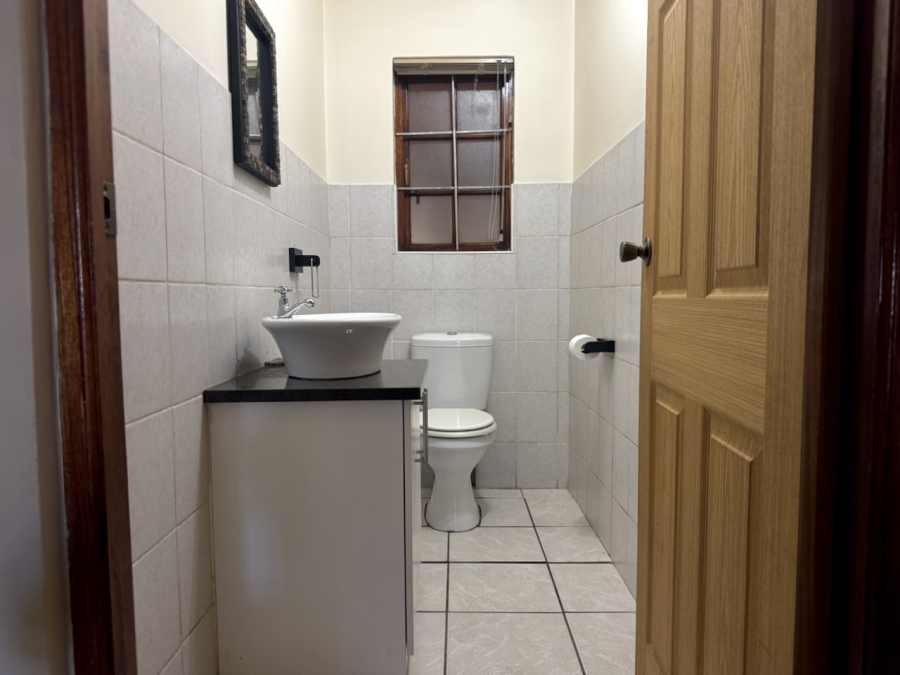 6 Bedroom Property for Sale in Haasendal Western Cape